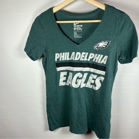 Nike Philadelphia eagles tee shirt - Picture 1 of 4